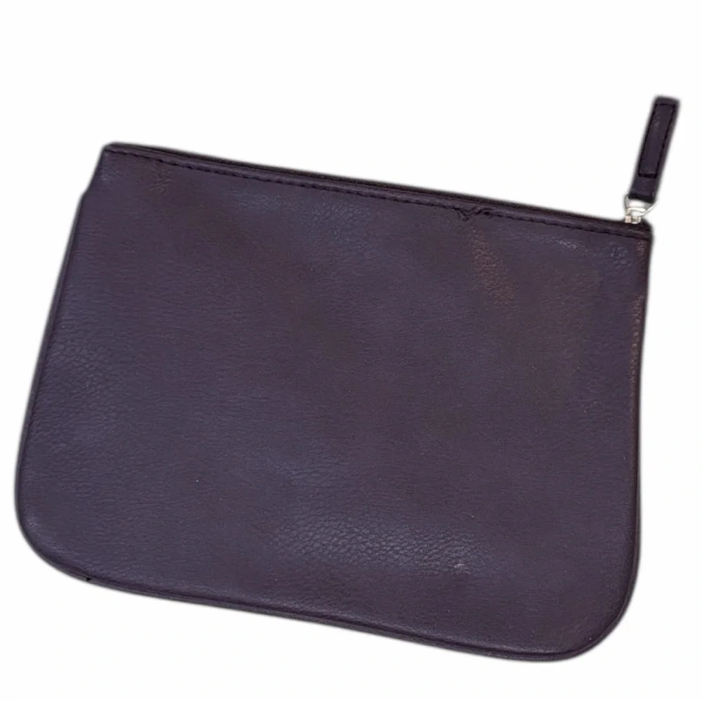 By Terry Purple Cosmetic Case with Red Lips Design‎